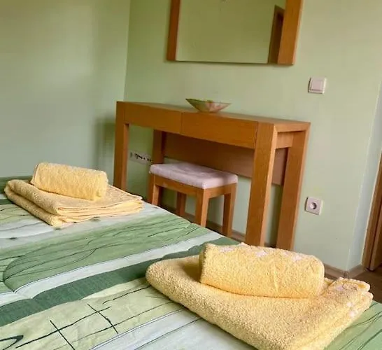 Scenic, 2 Bedroom With Views 公寓