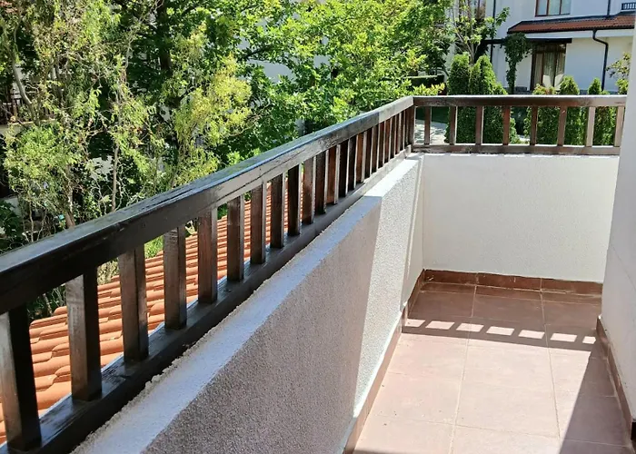 Scenic, 2 Bedroom With Views Kableshkovo (Burgas)