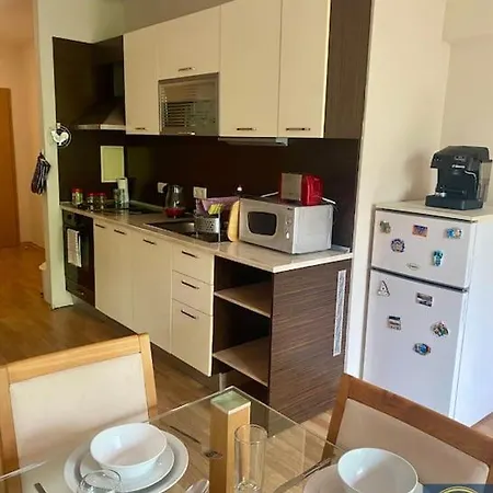 Scenic, 2 Bedroom With Views 公寓 *