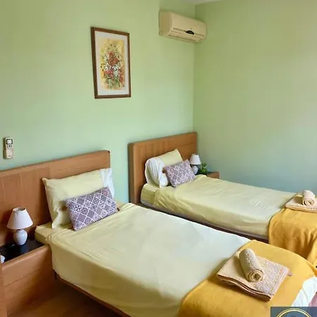 Scenic, 2 Bedroom With Views Apartment Kableshkovo (Burgas)